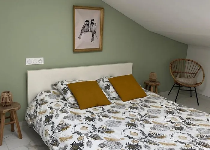 Au Petit Charmeur! *